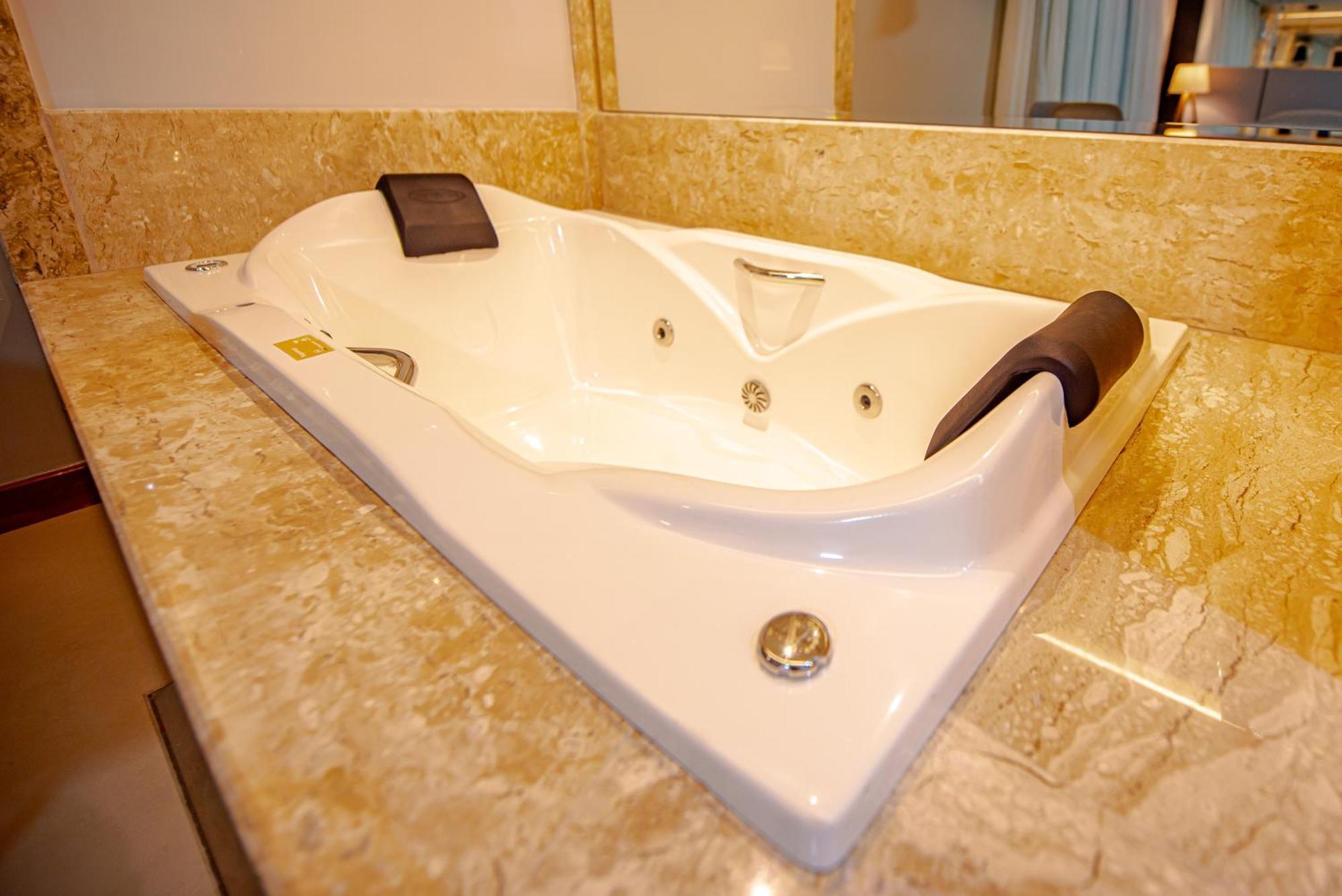Hotel Gran Premium Plaza Ltda Muriaé Eksteriør bilde